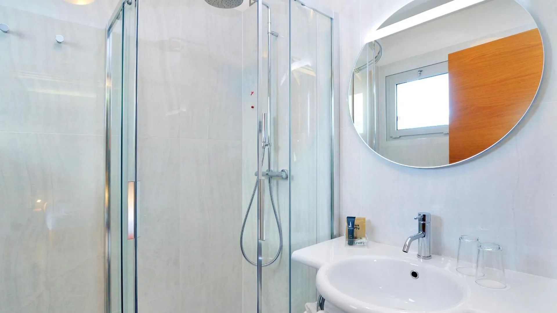 Eco Hotel Cleofe Каорле 3*,  Италия