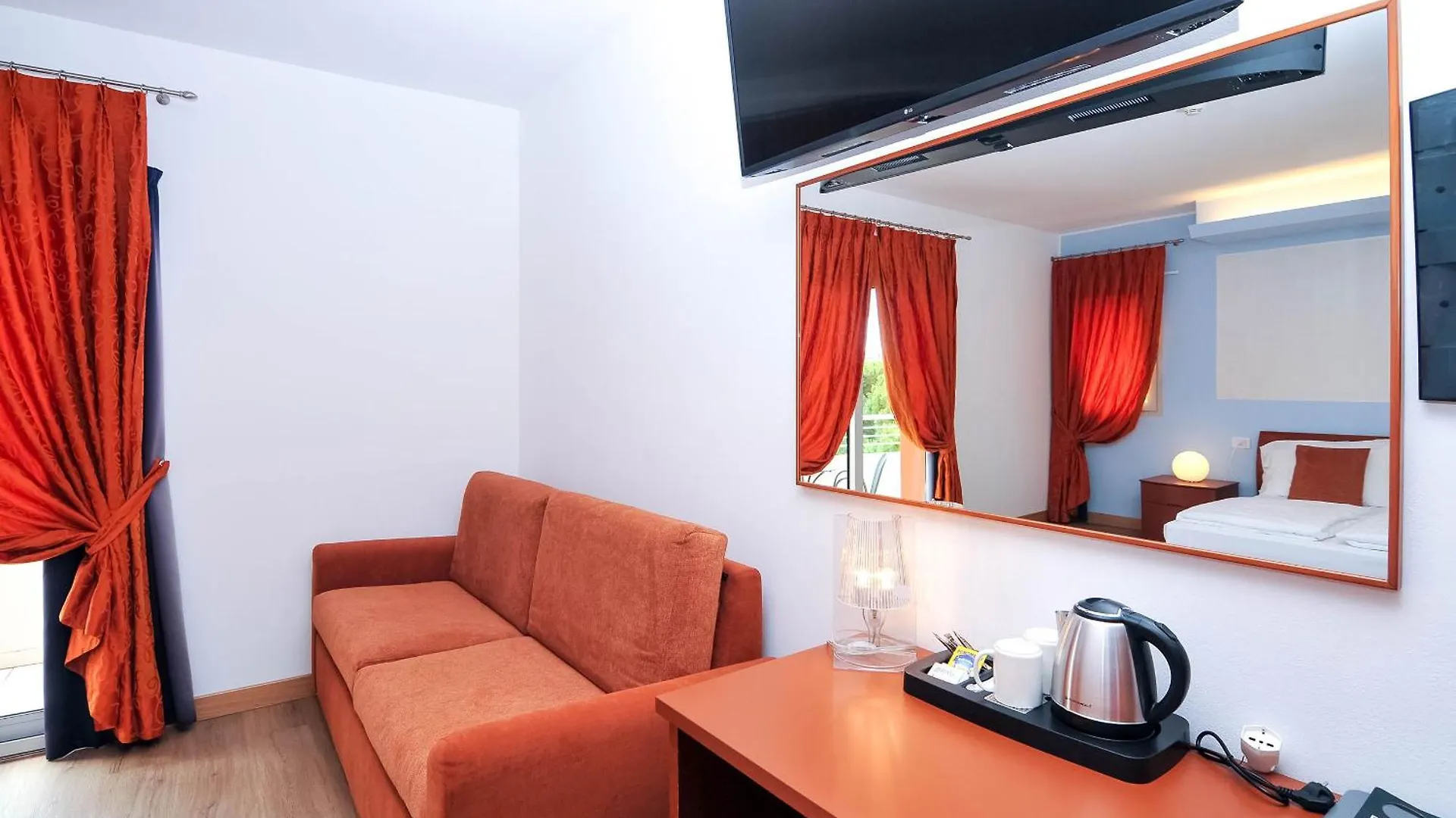 Hotel Cleofe Caorle 3*,