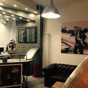 Atmos Luxe Navigli Hostel Milán