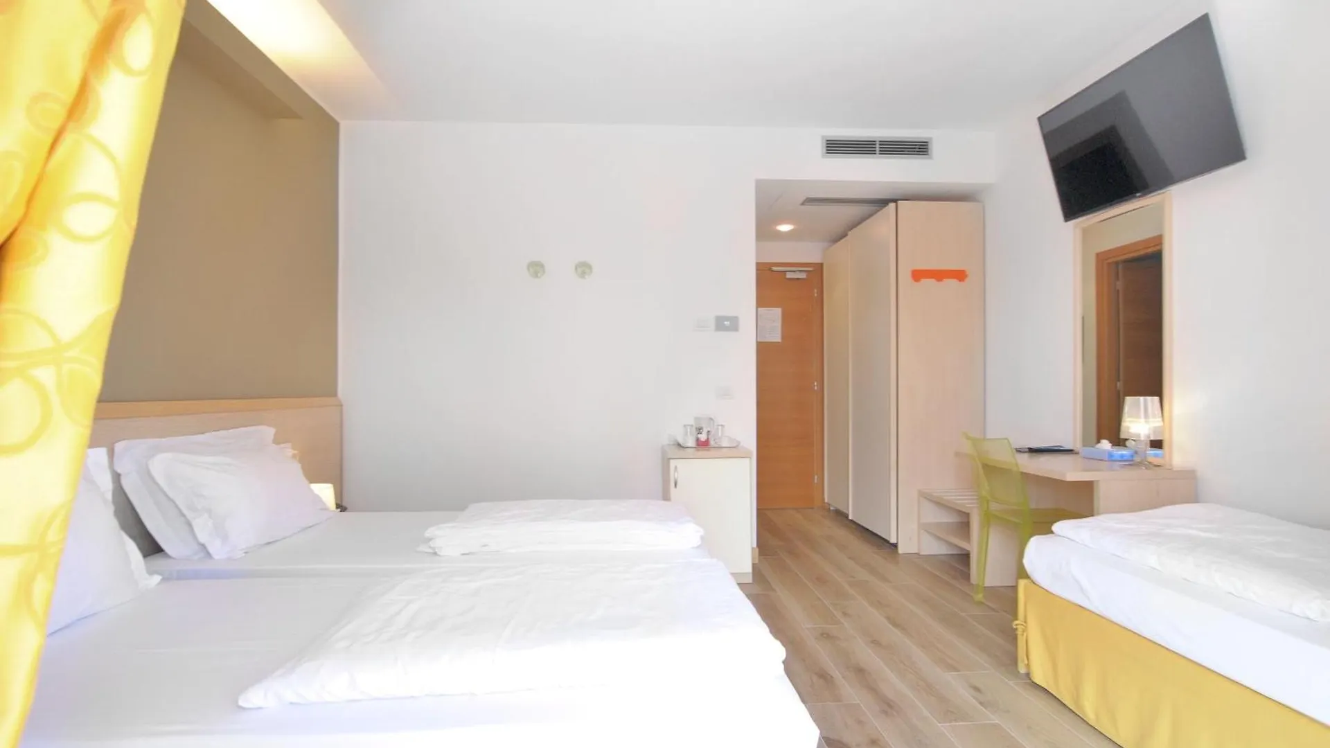 Hotel Cleofe Caorle Italy
